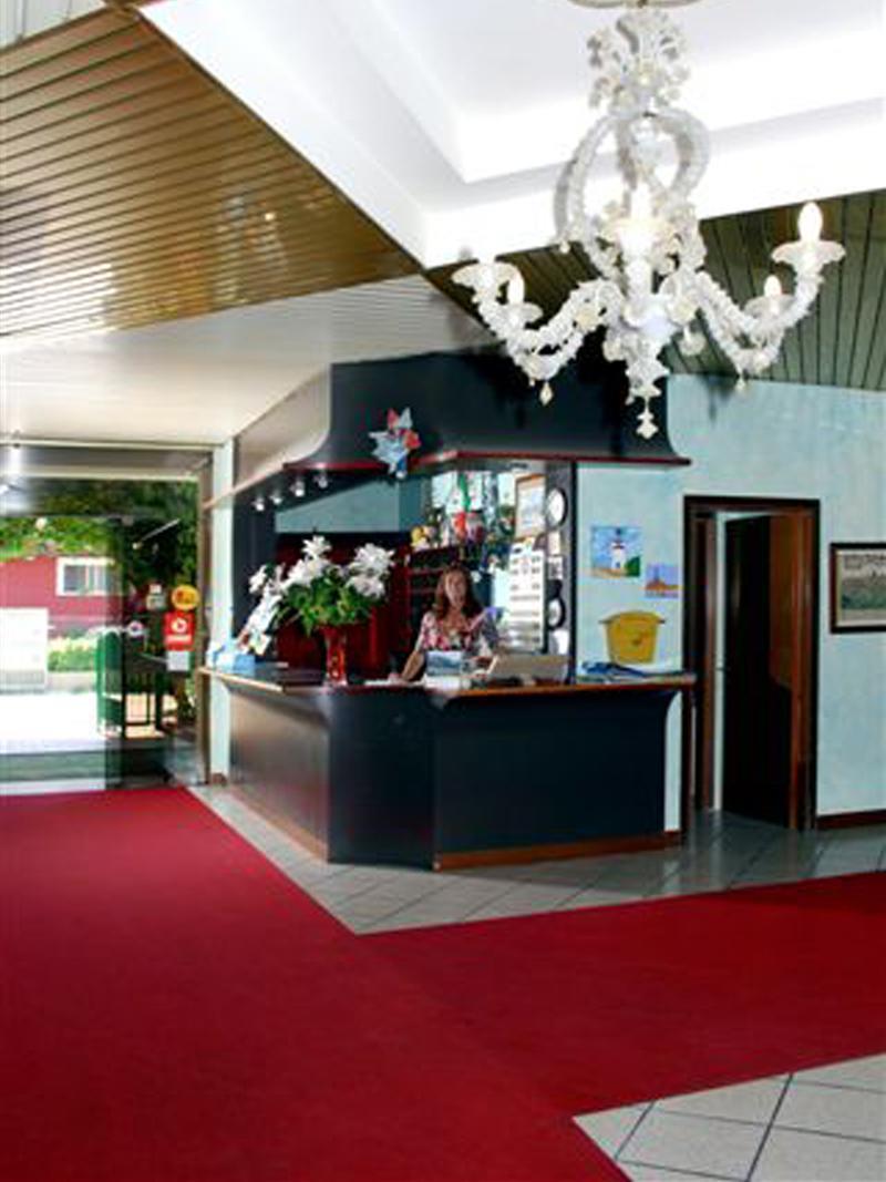 Hotel Aldebaran Lido di Jesolo Esterno foto